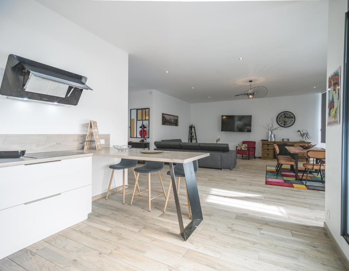 Loft Courtalon - Haut Standing - Patio - Parking Prives Διαμέρισμα Τρουά Εξωτερικό φωτογραφία
