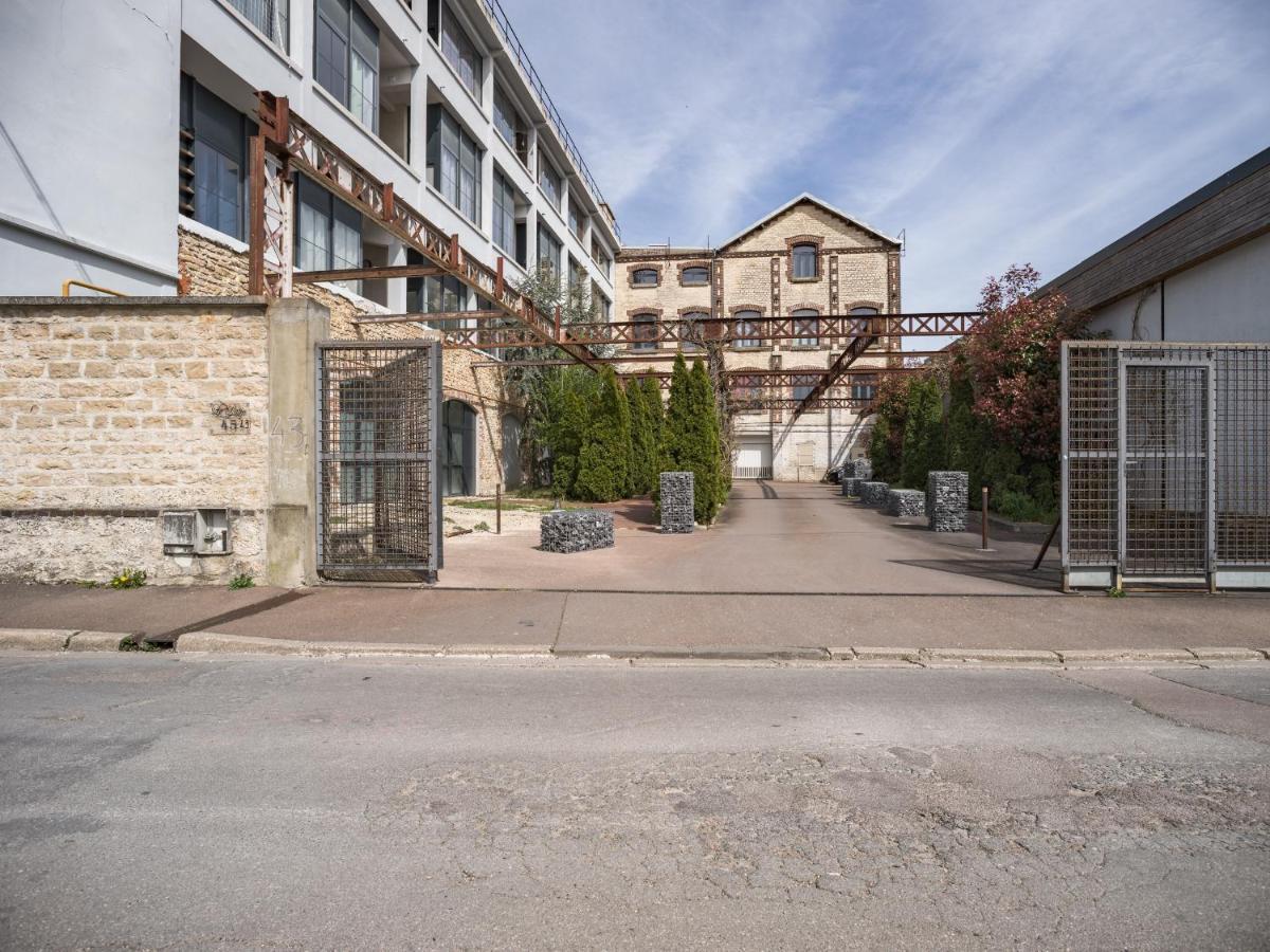 Loft Courtalon - Haut Standing - Patio - Parking Prives Διαμέρισμα Τρουά Εξωτερικό φωτογραφία